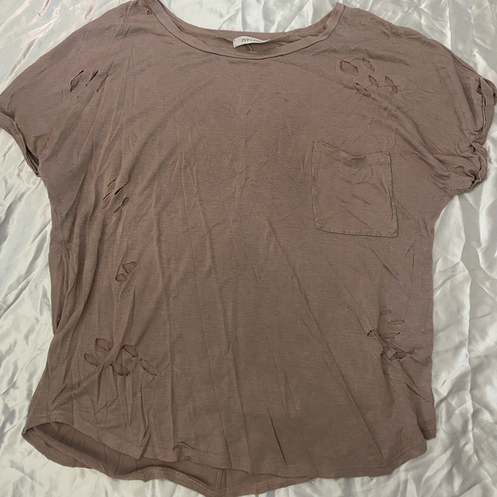 🔥 flowy shirt with holes in it